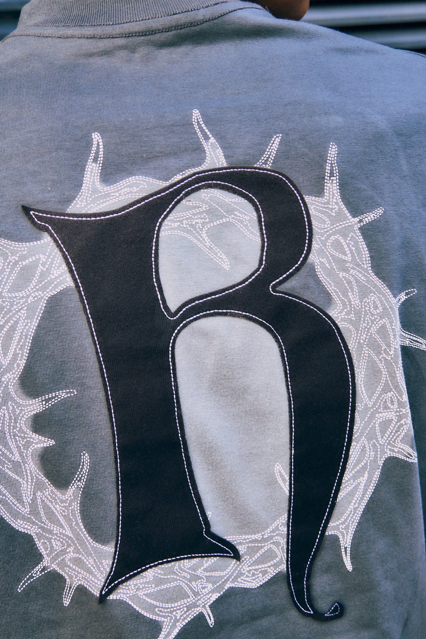 Playera Spine Crown Oxford