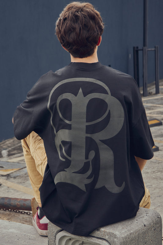 Playera Illumilatum Black