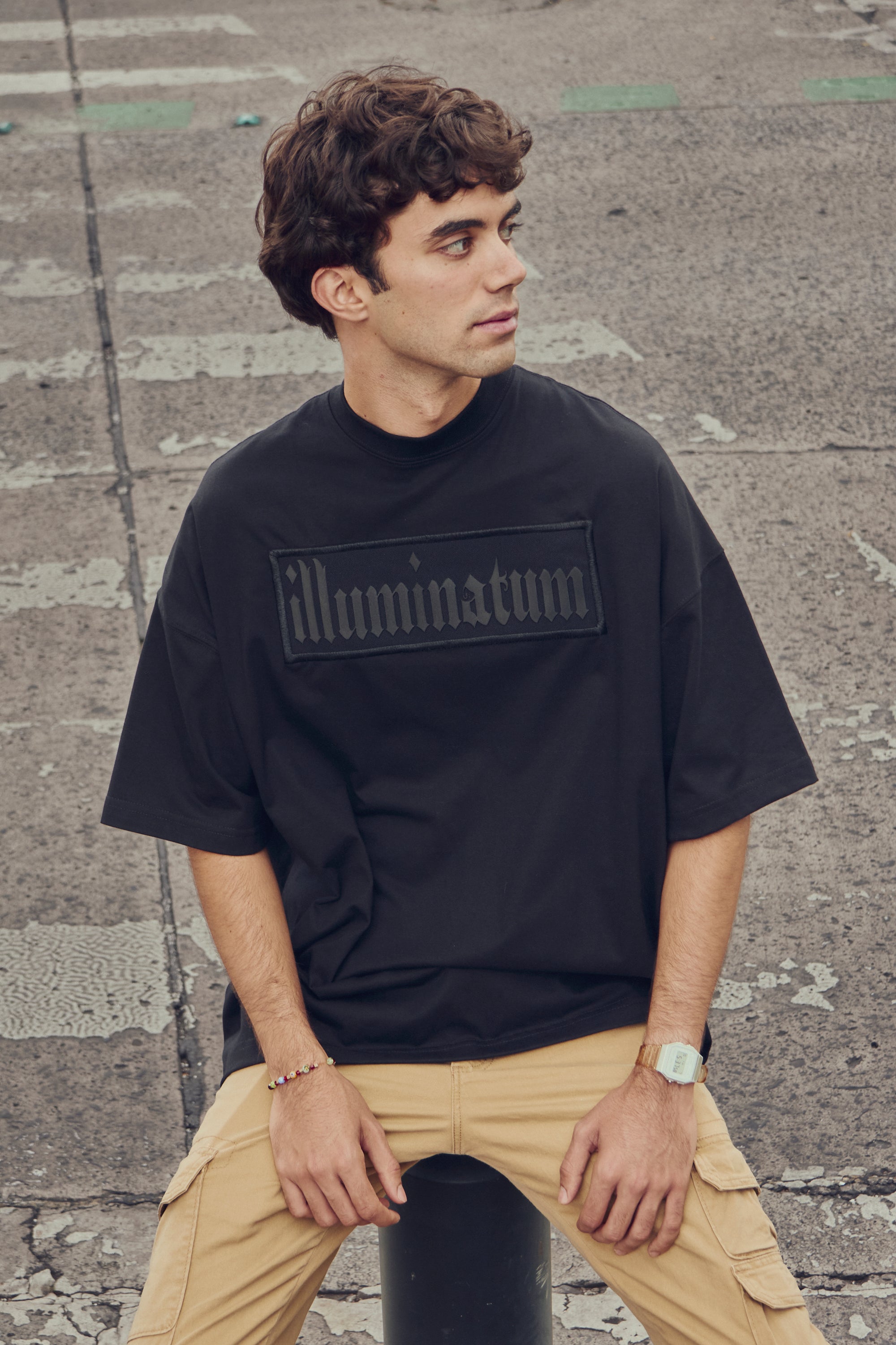 Playera Illumilatum Black